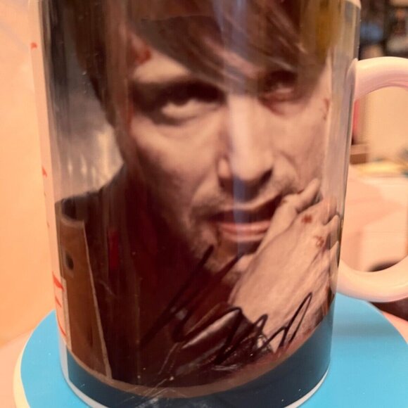 HANNIBAL Mads Mikkelsen EAT the RUDE 11 ox mug - Picture 3 of 3